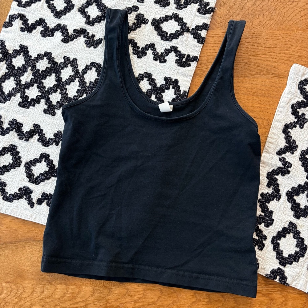 bp Black Scoop-Neck Crop Tank juniors size small S